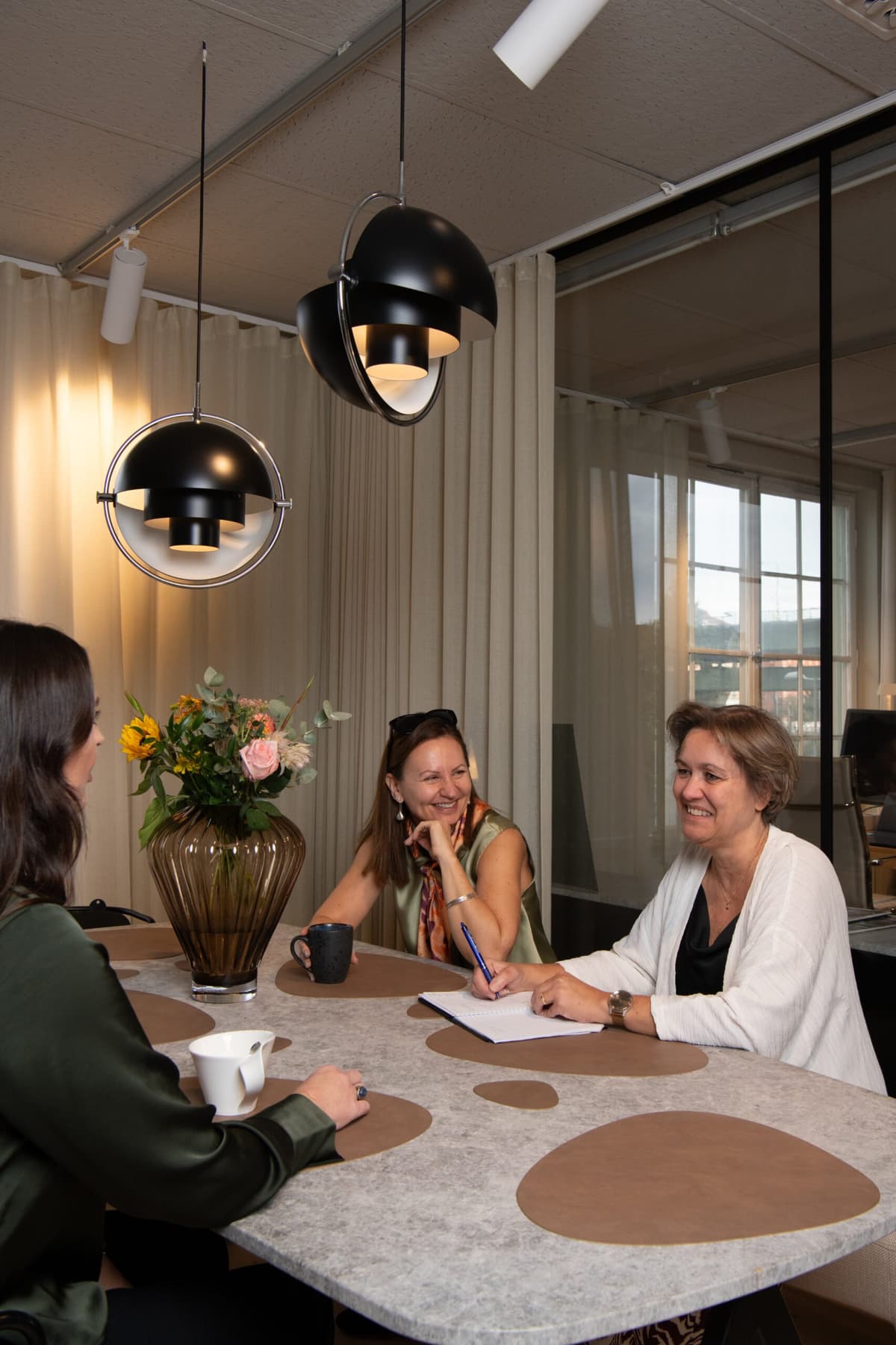 Why choose us right image